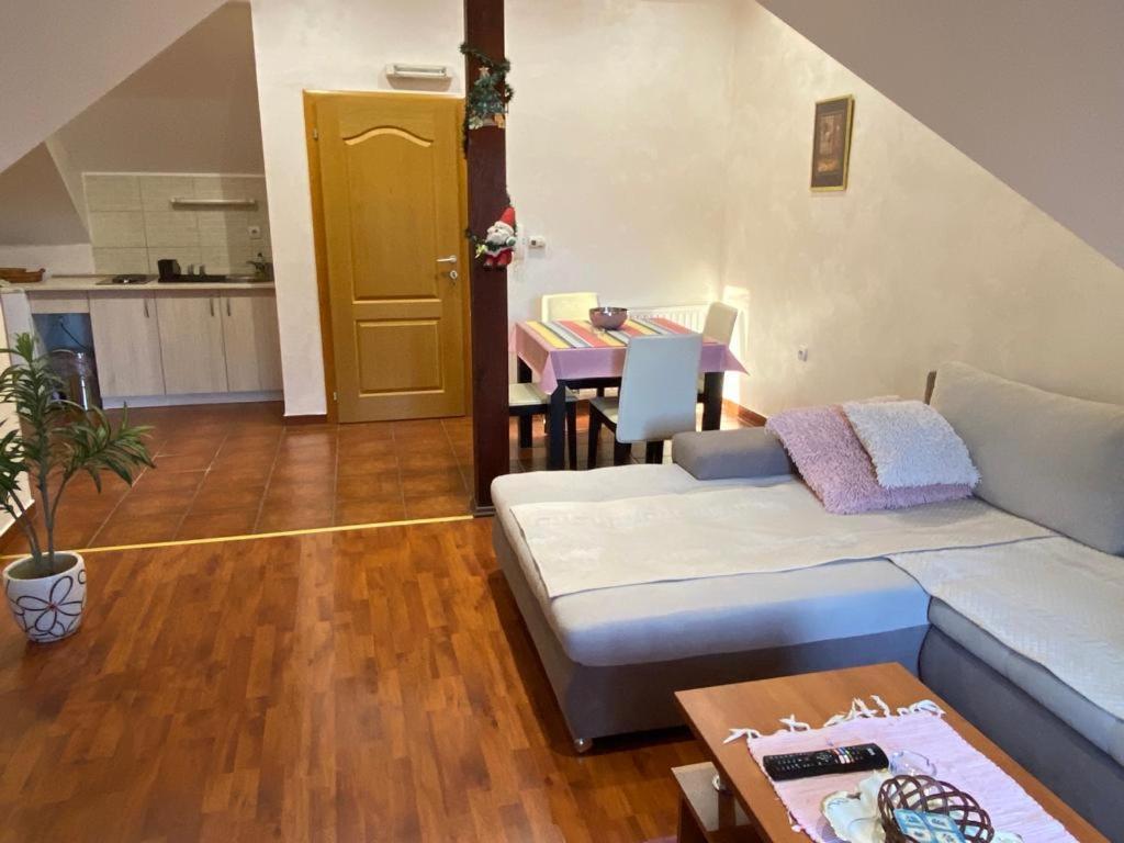 Apartments Vila Knez Zlatibor Oda fotoğraf
